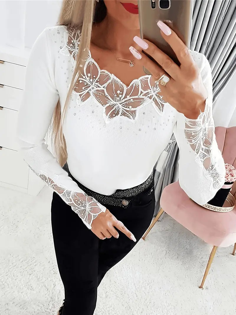Elvine | Elegant Spetsdekorerad Top