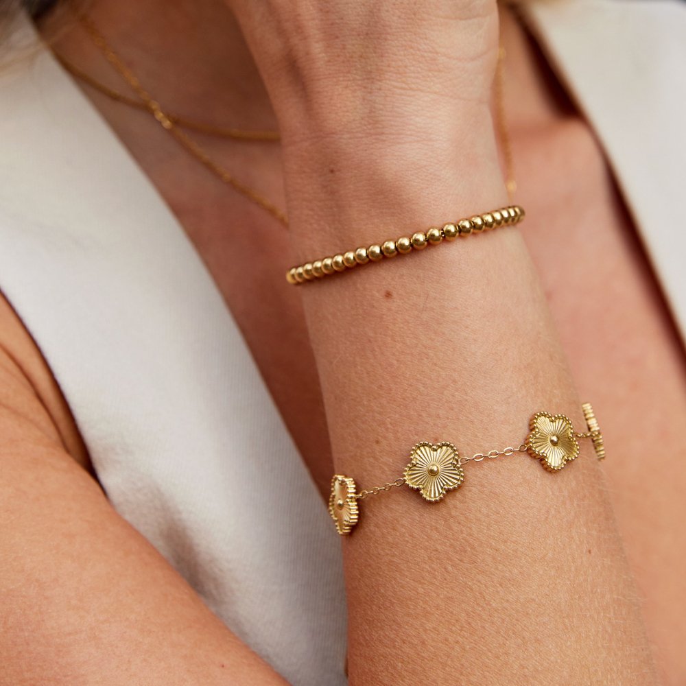 AISHA | STILIGT BEADAT GULDBRACELET
